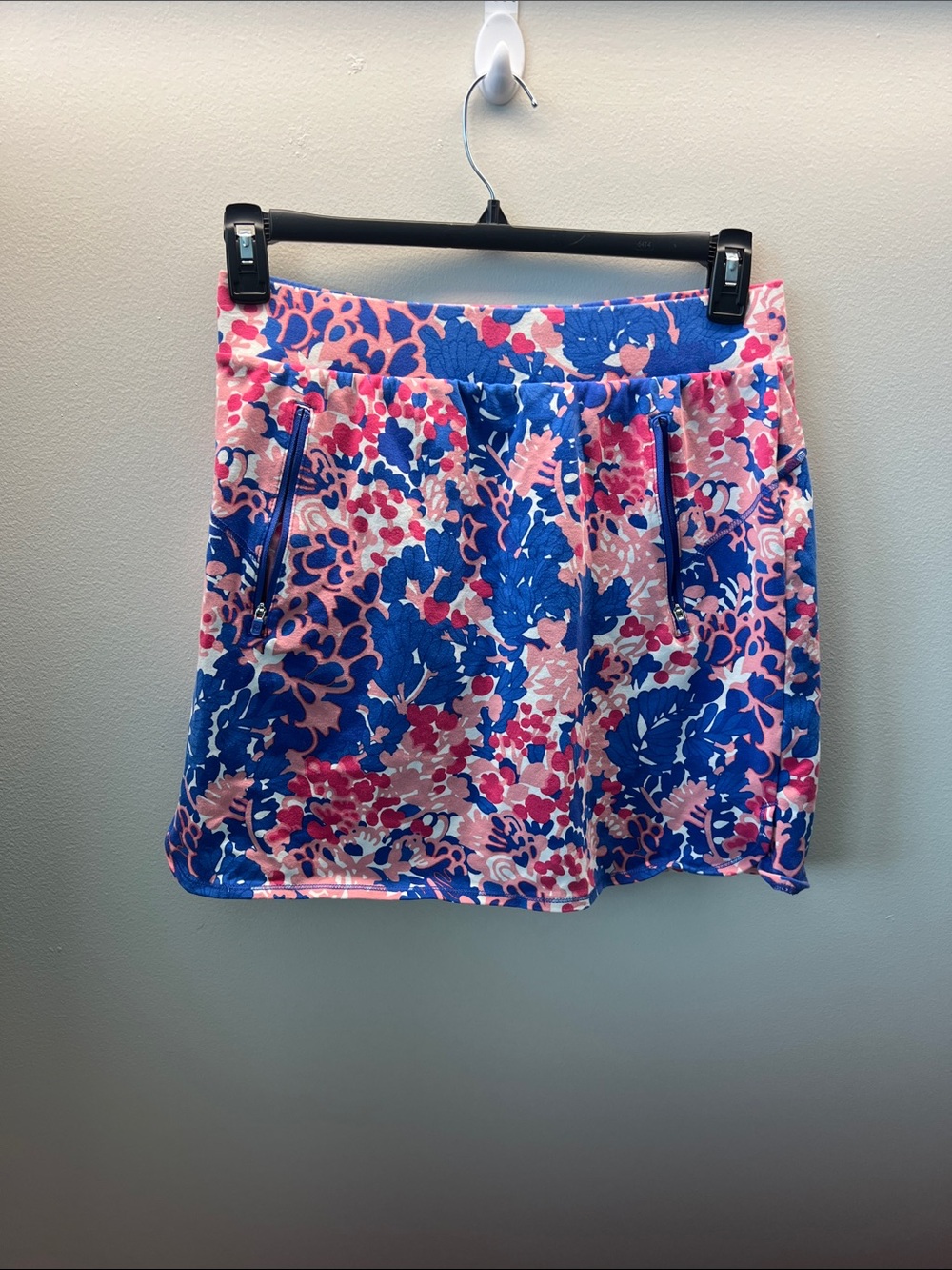 Women’s Talbots Blue/ Pink Floral Mini Skirt for golf tennis pickleball size M